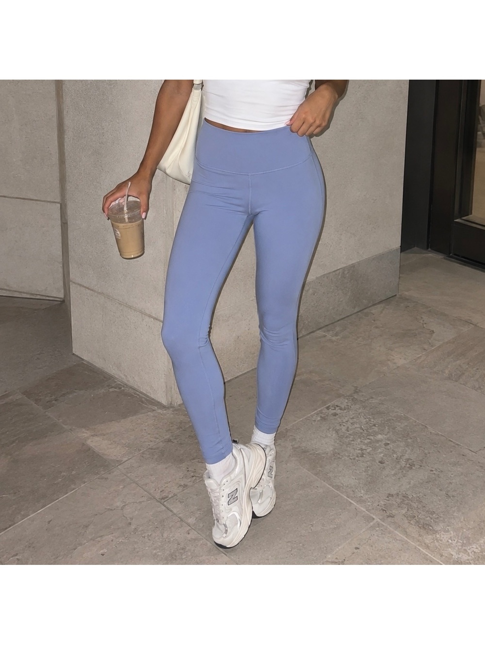 Abercrombie & Fitch YPB Women’s Periwinkle Blue Mid Rise Leggings Size M
